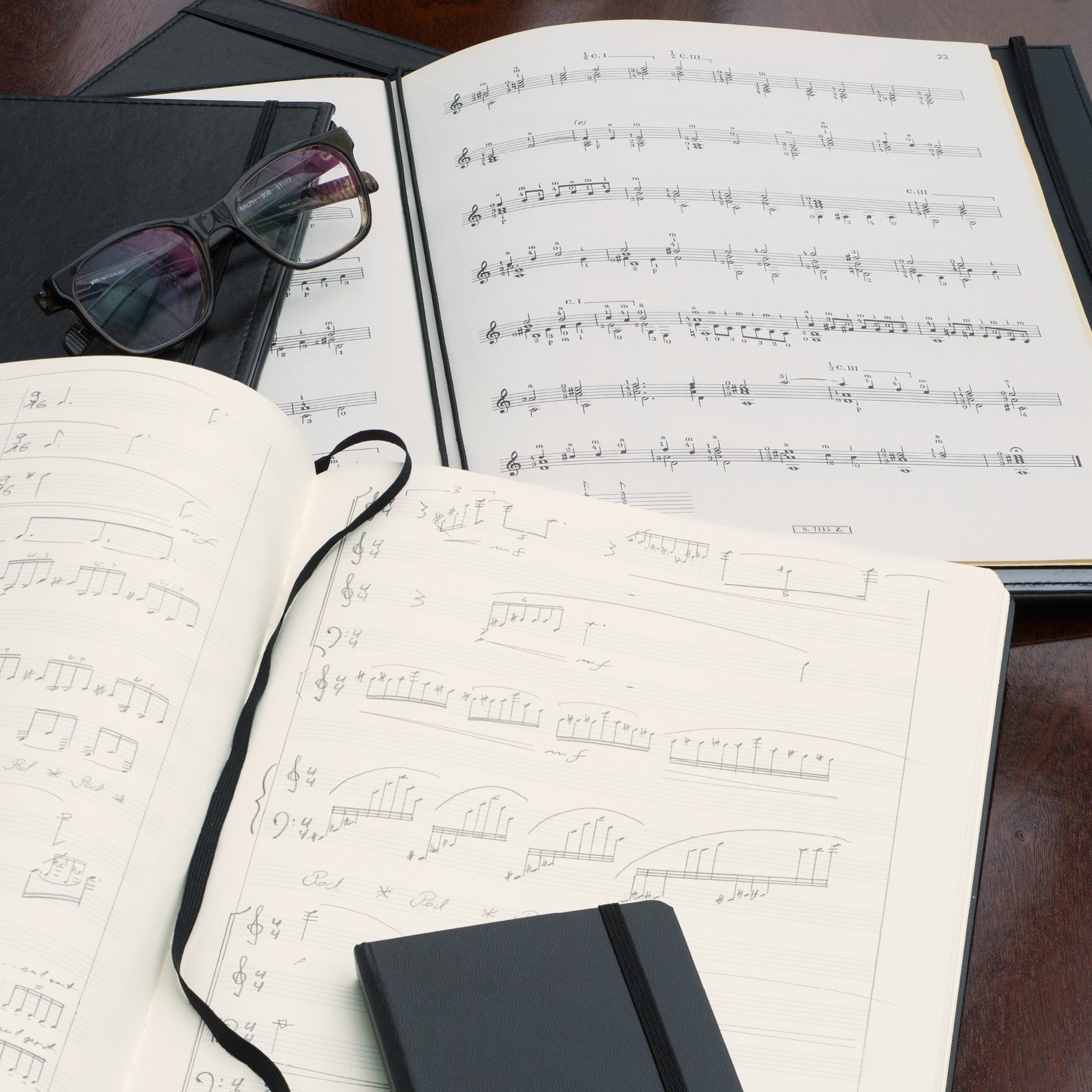 A4+ Sheet Music Master Classic Notebook Slim Hardcover, LEUCHTTRUM1917